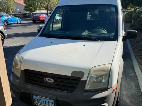 Used 2013 Ford Transit Connect XL image 2