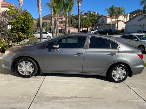 Used 2012 Honda Civic Hybrid Sedan image 1