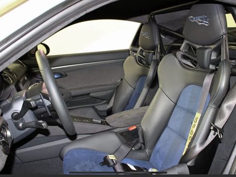 Used 2024 Porsche 718 Cayman GT4 RS RWD image 17