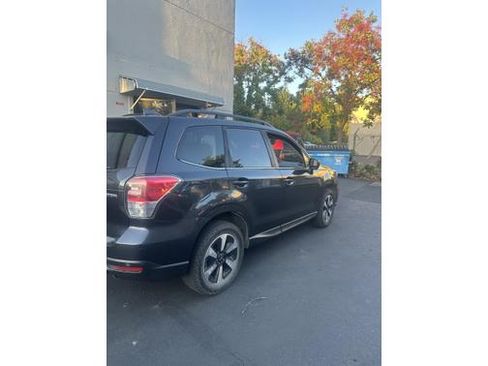 Used 2018 Subaru Forester 2.5i Limited image 4