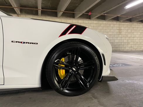 Used 2018 Chevrolet Camaro SS w/ Redline Edition image 6