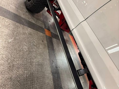 Used 2021 Ford F350 Platinum image 4