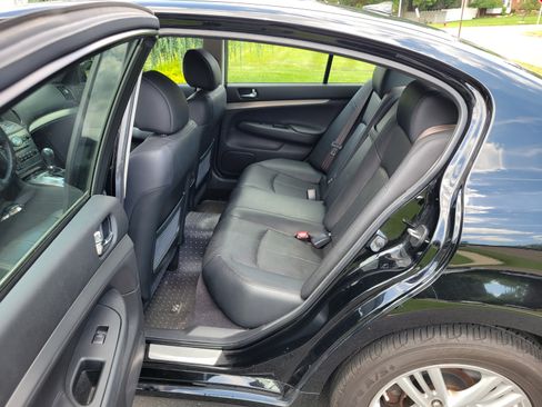 Used 2013 INFINITI G37 x Sedan w/ Premium Pkg image 12