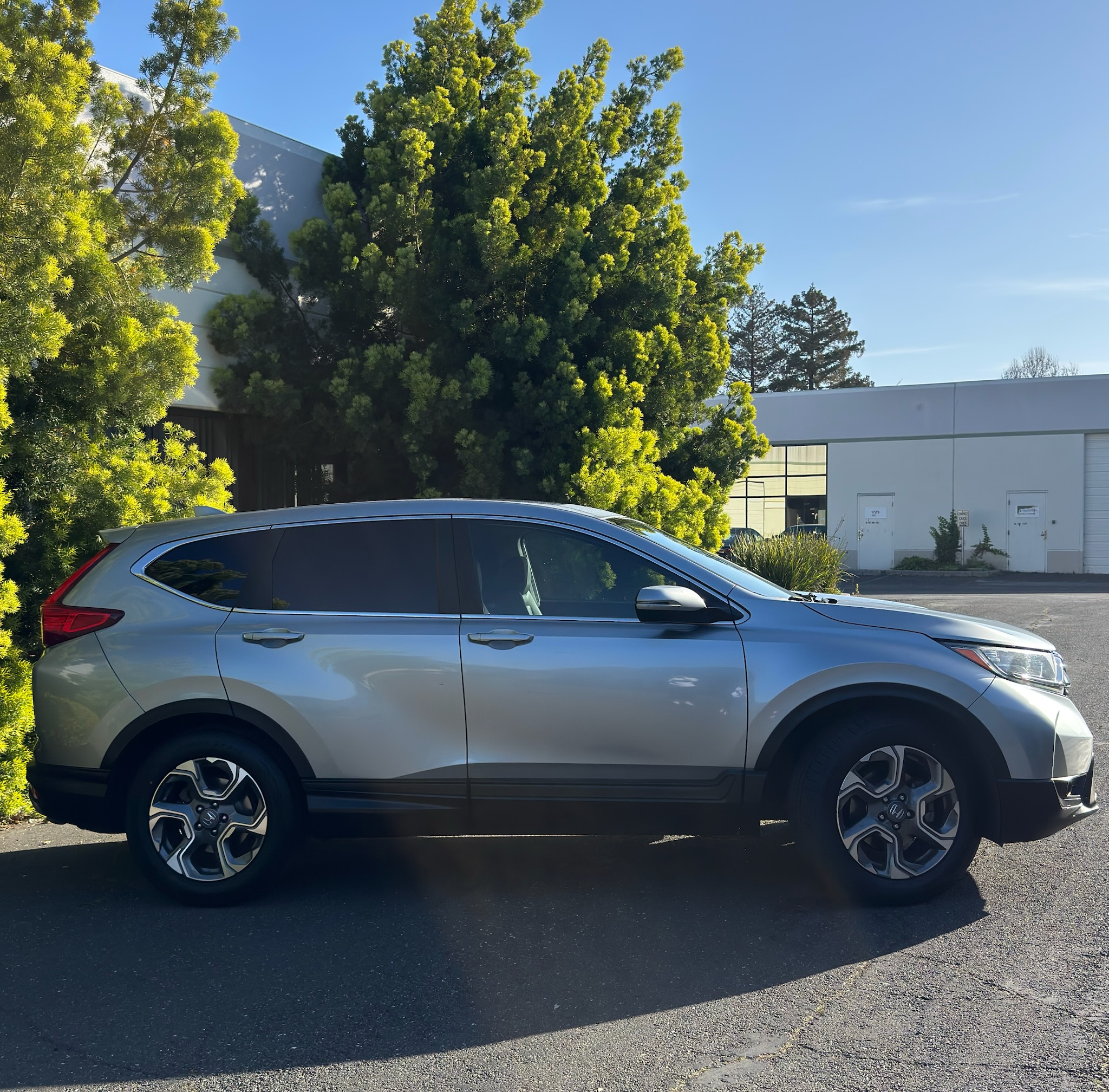 Used 2017 Honda CR-V EX-L image 5