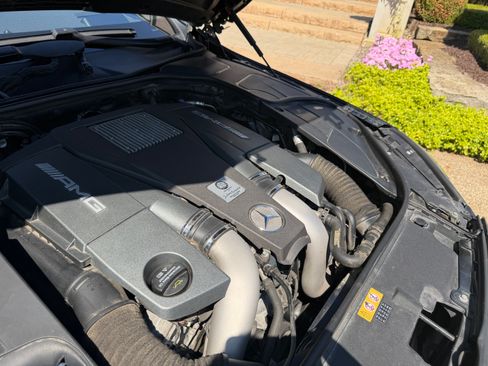 Used 2015 Mercedes-Benz S 63 AMG 4MATIC Sedan image 9