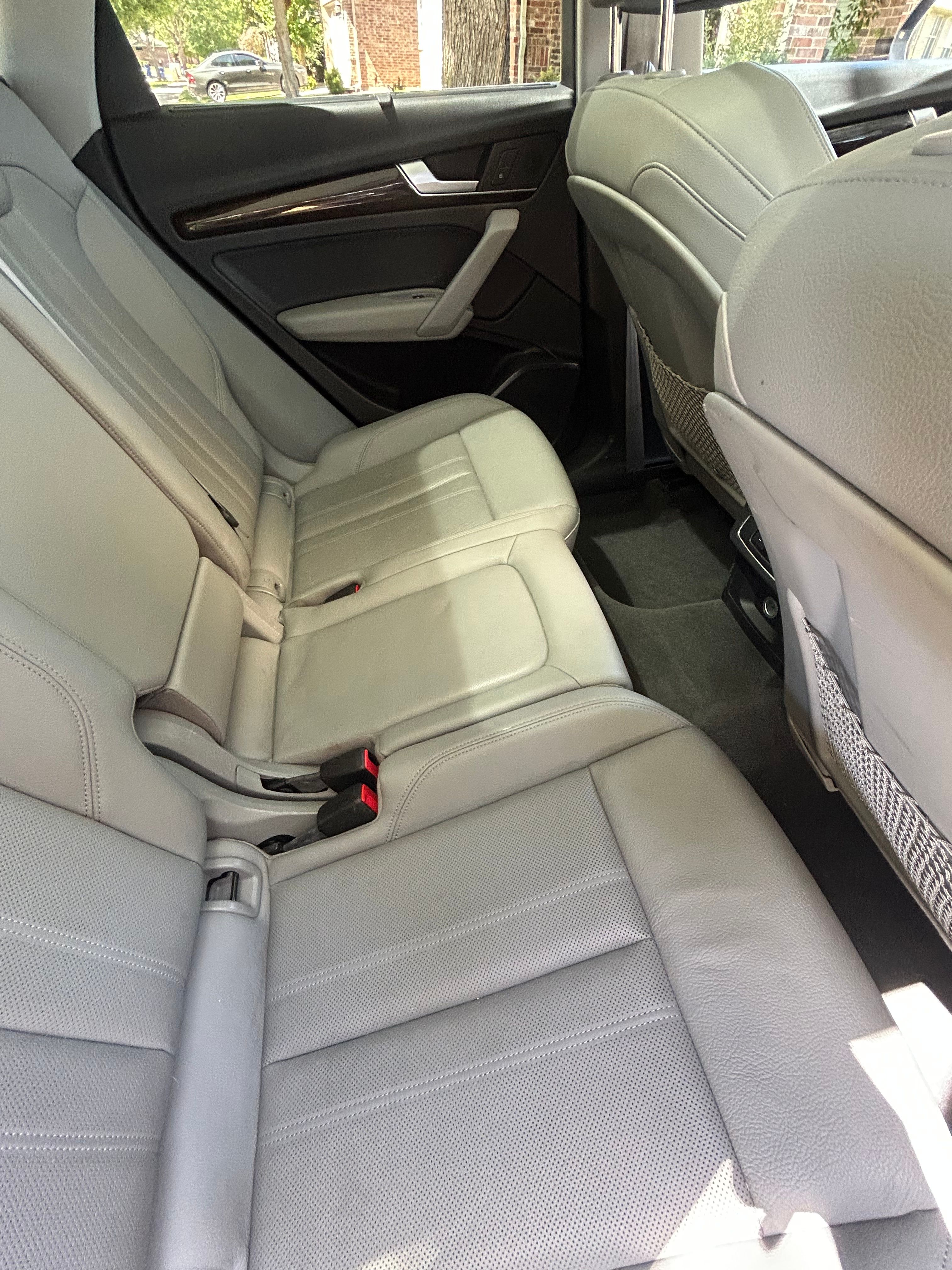 Used 2018 Audi Q5 2.0T Premium Plus w/ Premium Plus Package AWD/4WD image 12