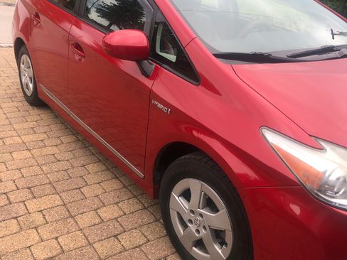 Used 2011 Toyota Prius Four w/ Solar Roof Pkg FWD image 5