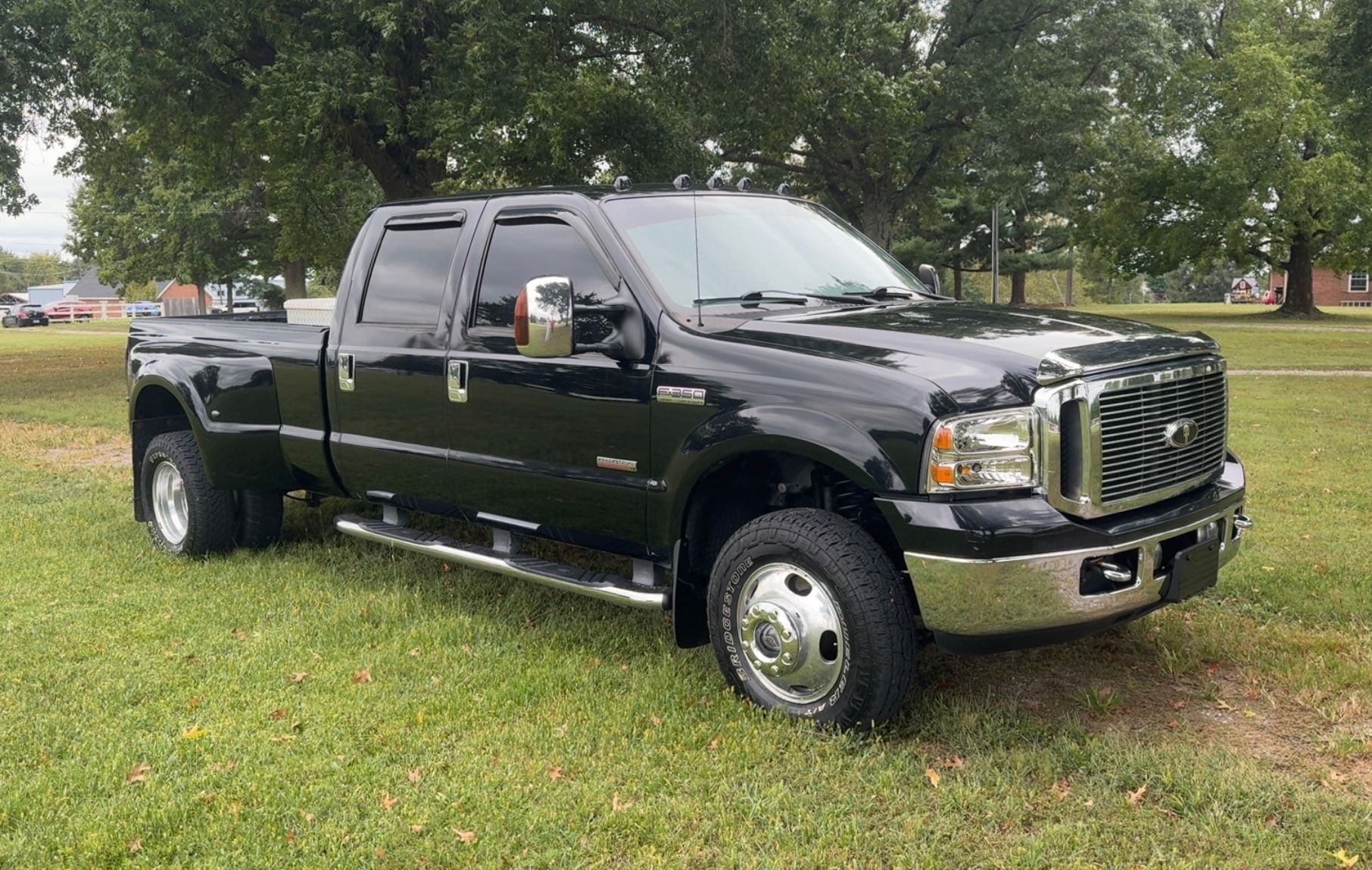 Used 2007 Ford F350 Lariat AWD/4WD image 2