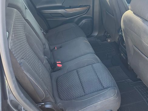 Used 2019 GMC Acadia SLE w/ LPO, Floor Liner Package image 11