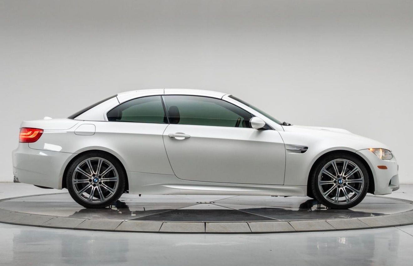 Used 2011 BMW M3 Convertible RWD image 5
