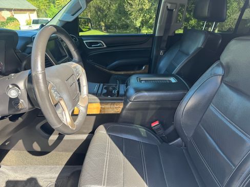 Used 2016 GMC Yukon XL Denali w/ Open Road Package image 14