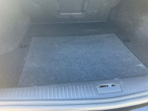 Used 2006 Cadillac STS V image 28