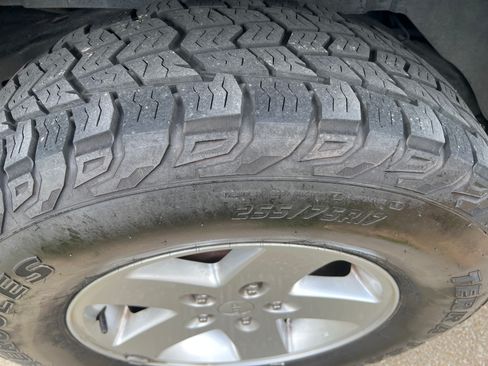 Used 2018 Jeep Wrangler Unlimited Sport S image 15