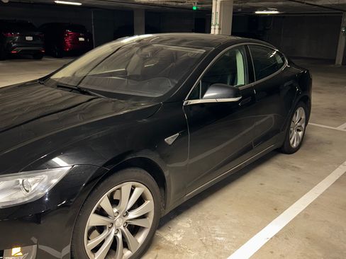 Used 2013 Tesla Model S image 12
