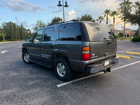 Used 2001 Chevrolet Tahoe LS w/ LS Preferred Equipment Group image 4