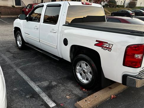 Used 2011 Chevrolet Silverado 1500 LT w/ All-Star Edition image 9