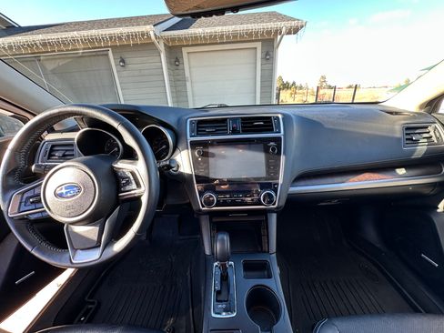 Used 2018 Subaru Outback 3.6R Limited image 20