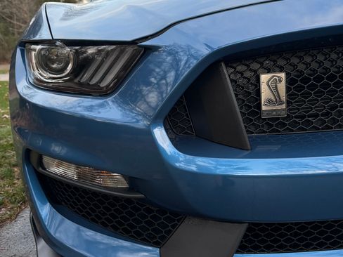 Used 2020 Ford Mustang Shelby GT350 w/ Technology Package image 8