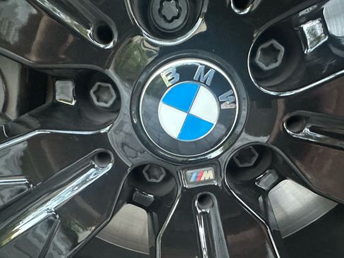 Used 2025 BMW X7 xDrive40i w/ M Sport Package image 18