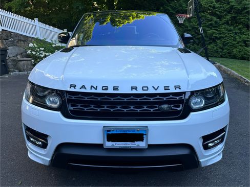 Used 2016 Land Rover Range Rover Sport HST image 8
