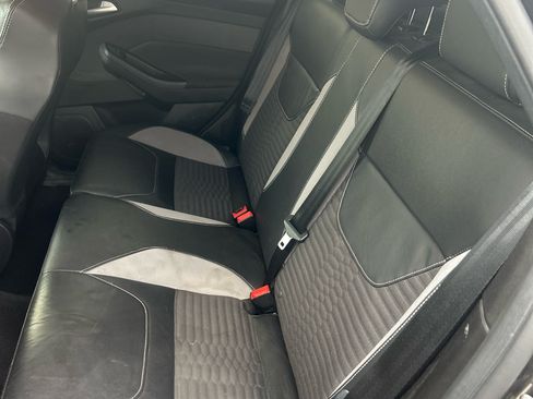 Used 2016 Ford Focus ST w/ Equipment Group 401A image 9