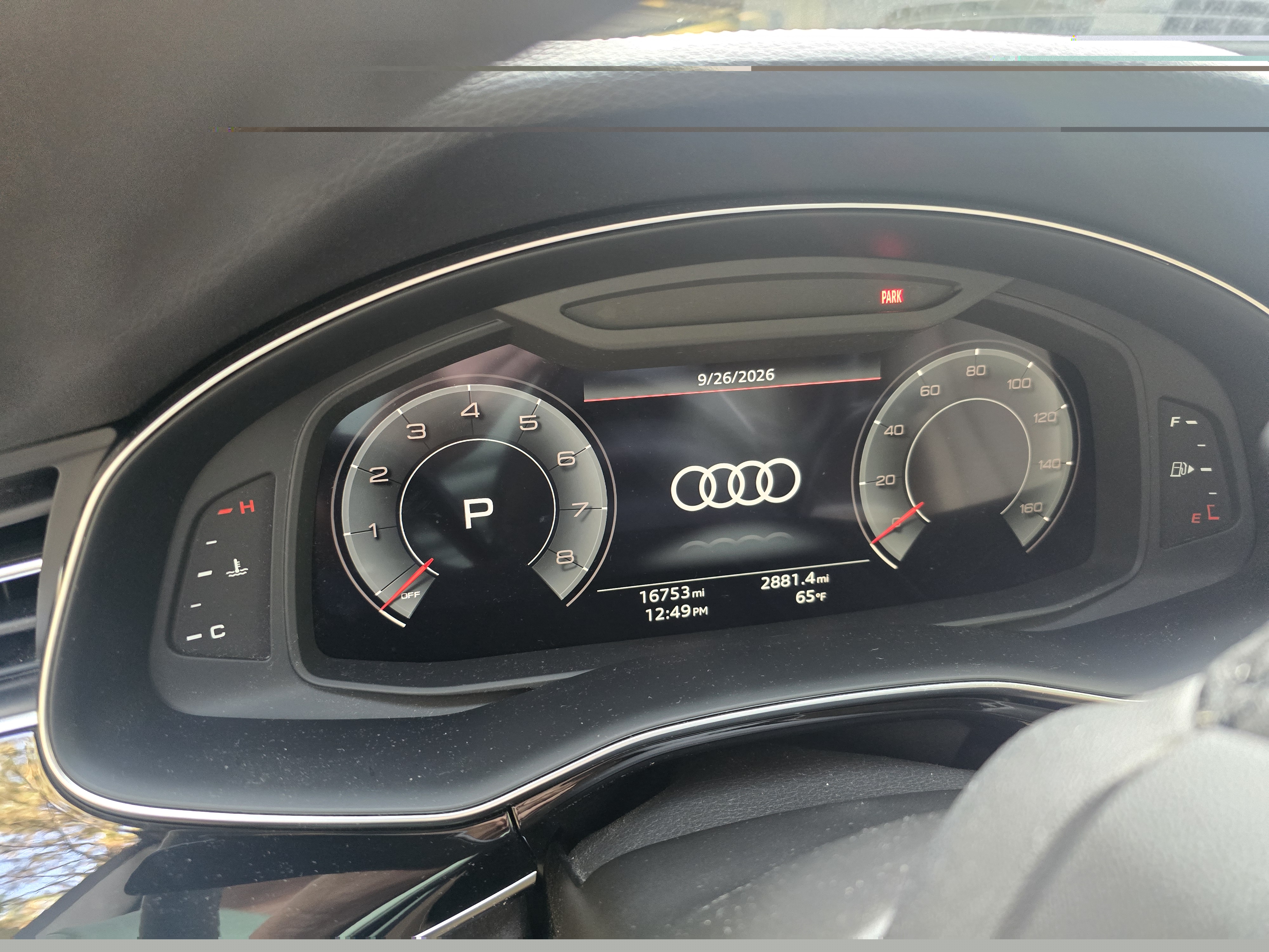 Used 2023 Audi Q8 Prestige AWD/4WD image 5