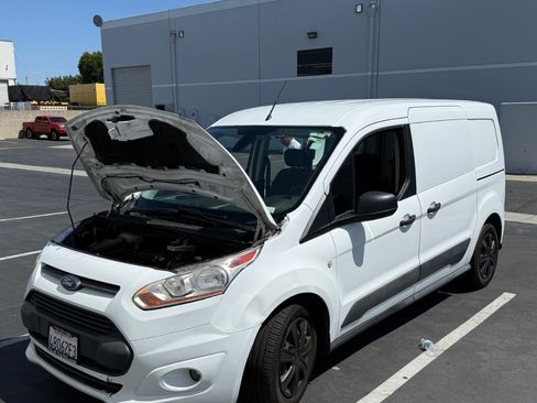 Used 2018 Ford Transit Connect XLT FWD image 1