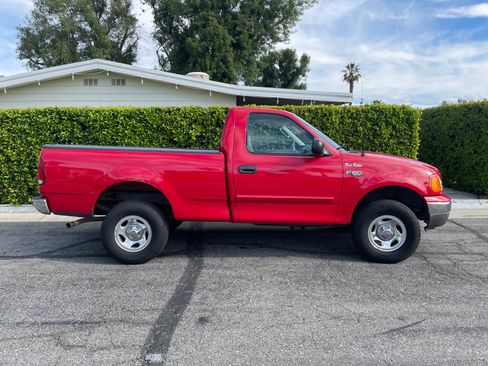 Used 2004 Ford F150 XLT AWD/4WD image 6