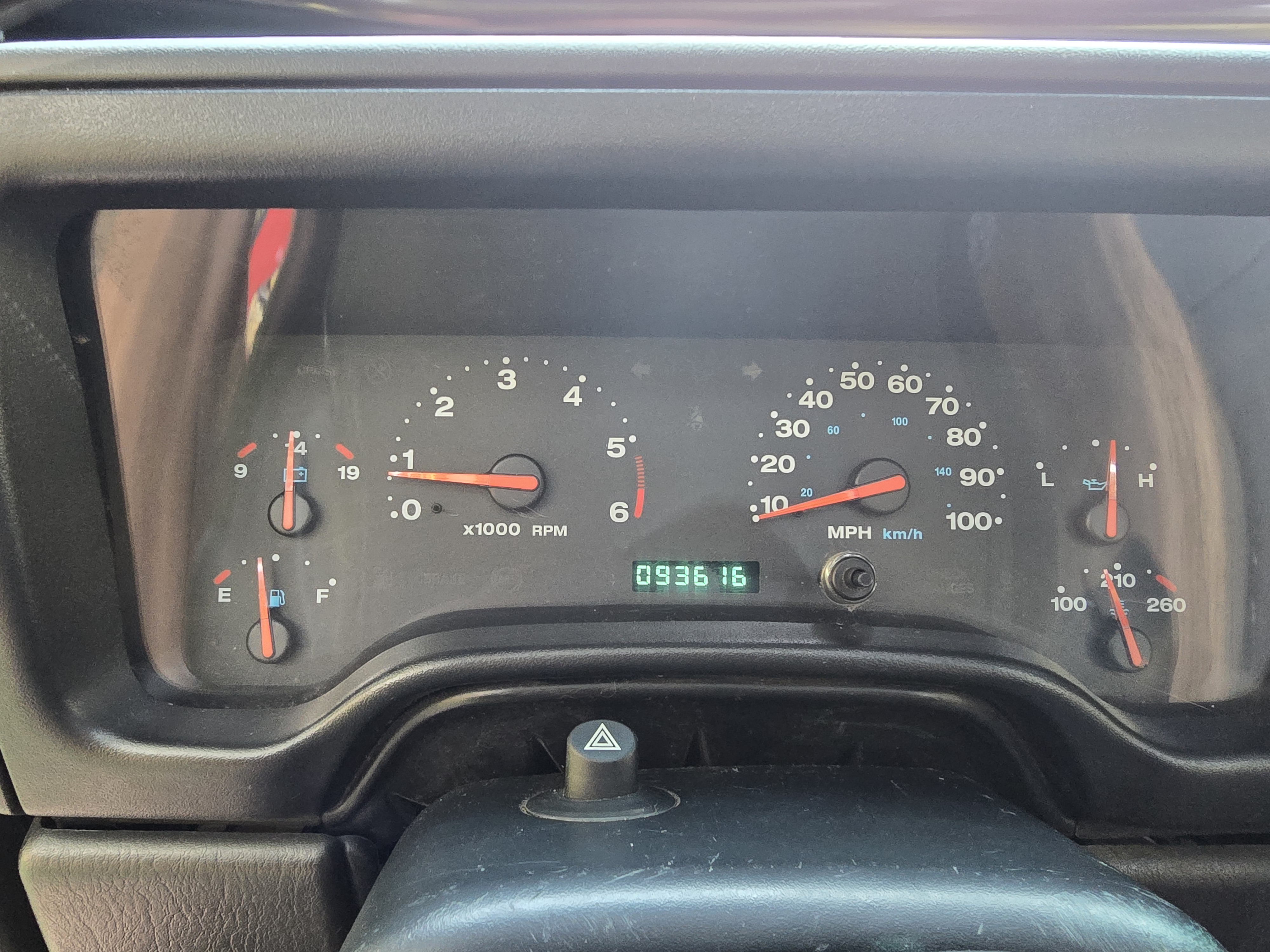 Used 2004 Jeep Wrangler 4WD image 9