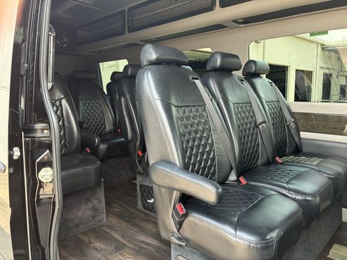 Used 2017 Mercedes-Benz Sprinter 3500 image 13