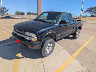 Used 2003 Chevrolet S10 Pickup LS w/ LS Preferred Equipment Group