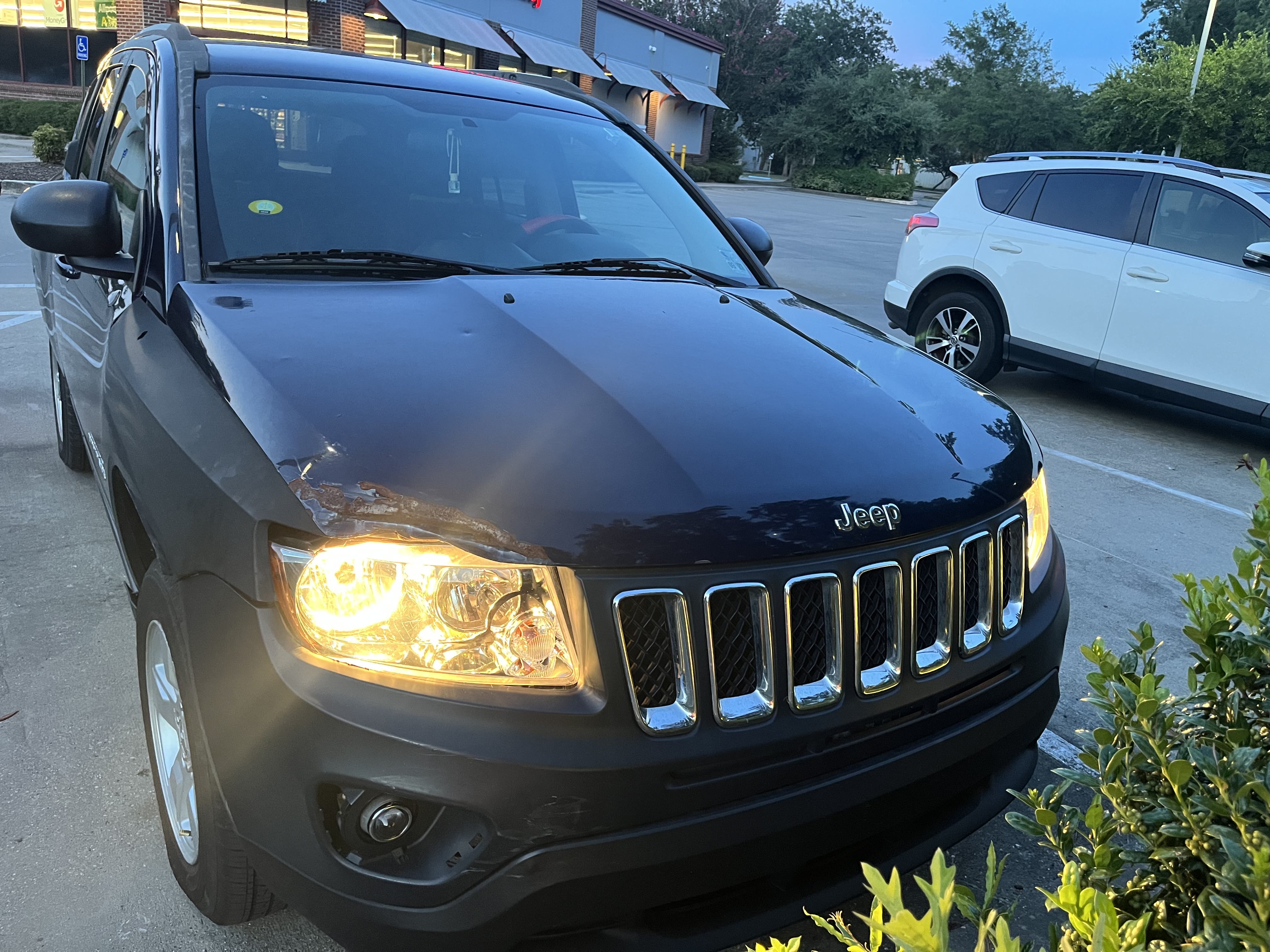 Used 2014 Jeep Compass Sport w/ Power Value Group FWD image 4