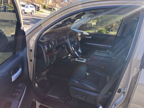 Used 2017 Toyota Tundra Limited image 6
