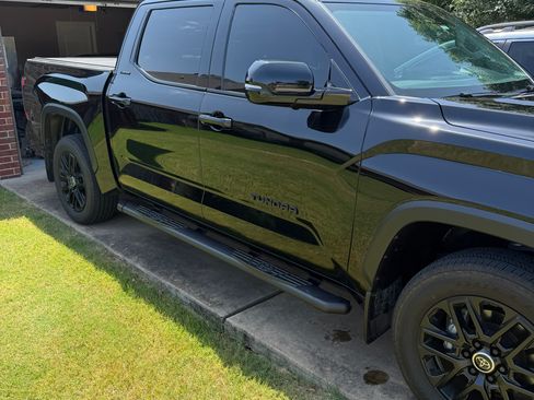 Used 2024 Toyota Tundra Limited AWD/4WD image 6