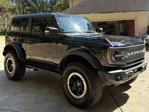 Used 2023 Ford Bronco Badlands image 8