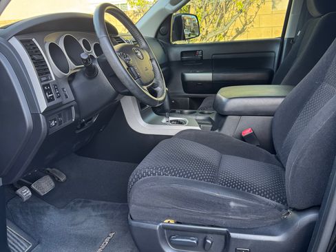 Used 2011 Toyota Tundra 2WD CrewMax w/ SR5 Pkg image 8