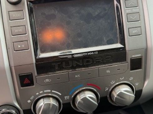 Used 2015 Toyota Tundra SR5 w/ SR5 Upgrade Package image 6