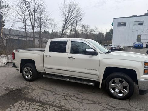 Used 2014 Chevrolet Silverado 1500 LTZ Z71 image 5