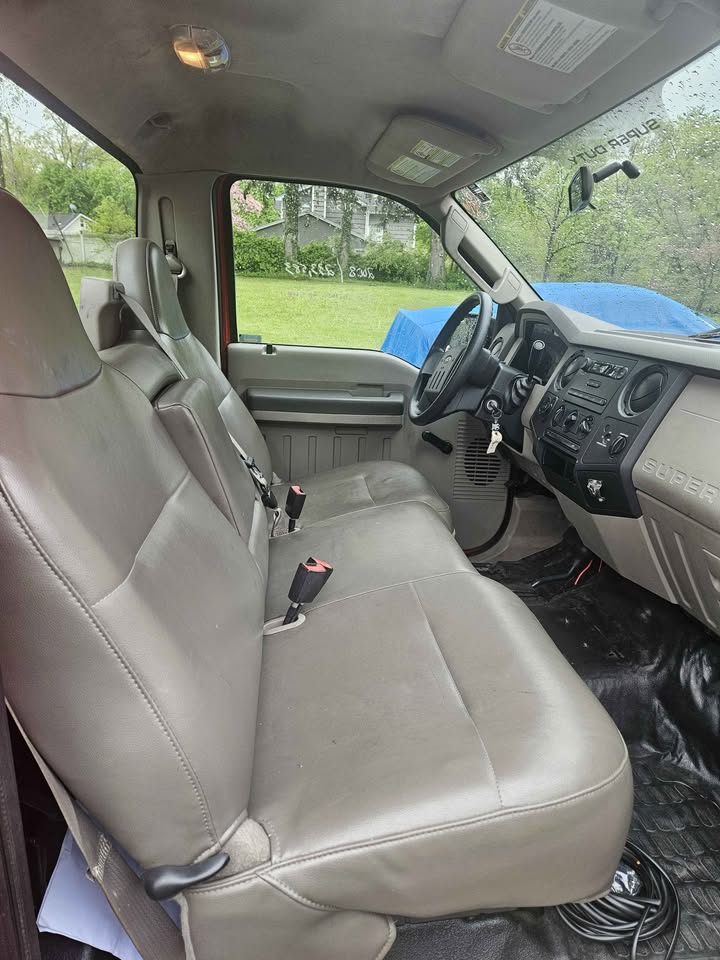 Used 2008 Ford F250 XL AWD/4WD image 1