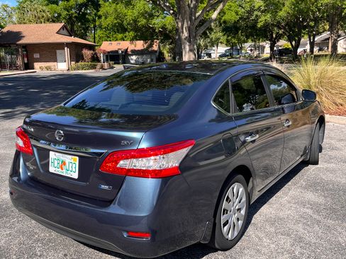 Used 2014 Nissan Sentra SV w/ SV Driver Package FWD image 4