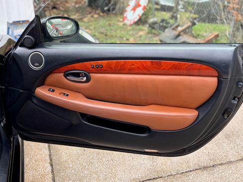 Used 2003 Lexus SC 430 Convertible image 21