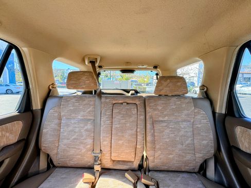 Used 2003 Honda CR-V LX image 6