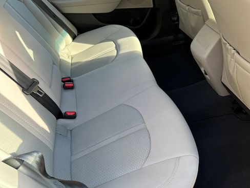 Used 2017 Hyundai Sonata ECO image 11