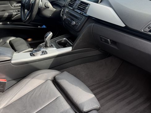 Used 2015 BMW 335i Sedan RWD image 21