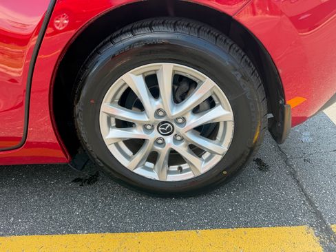 Used 2016 MAZDA MAZDA3 i Grand Touring FWD image 14