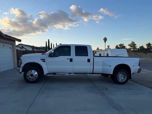 Used 2008 Ford F450 Lariat image 4