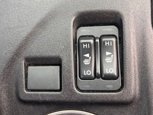 Used 2017 Subaru Impreza 2.0i Limited image 28