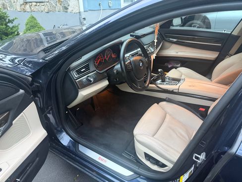 Used 2012 BMW 750Li xDrive AWD/4WD image 11