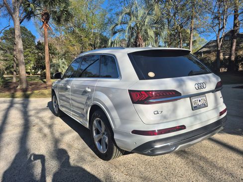 Used 2022 Audi Q7 2.0T Premium image 1