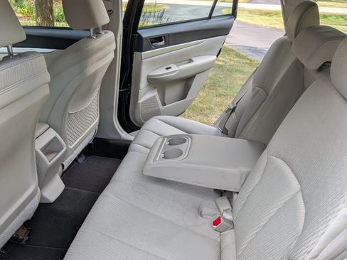 Used 2011 Subaru Outback 2.5i AWD/4WD image 18